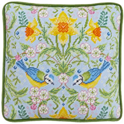 Petit Point borduurpakket Karen Tye Bentley - Spring Blue Tits Tapestry - Bothy Threads