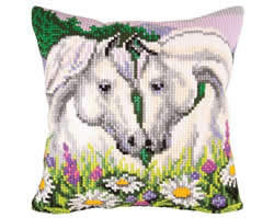 Cushion cross stitch kit Dawn - Collection d'Art
