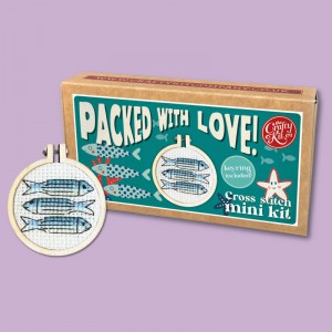 Cross stitch kit Matchbox -...
