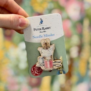 Wooden Needle Minder -...