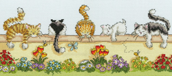 Cross stitch kit Animals - Lazy Cats - Bothy Threads