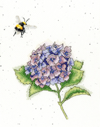 Cross stitch kit Hannah Dale - The Busy Bee - Bothy Threads