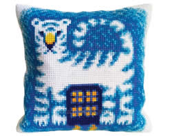 Cushion cross stitch kit Dusk Tiger - Collection d'Art