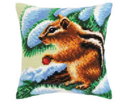 Cushion cross stitch kit Chipmunk - Collection d'Art
