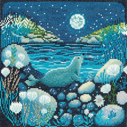 Cross stitch kit Moonlit Bay - Heritage Crafts