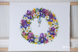 Borduurpakket Wreath with Irises - Merejka