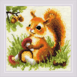 Cross stitch kit Squirrel - RIOLIS